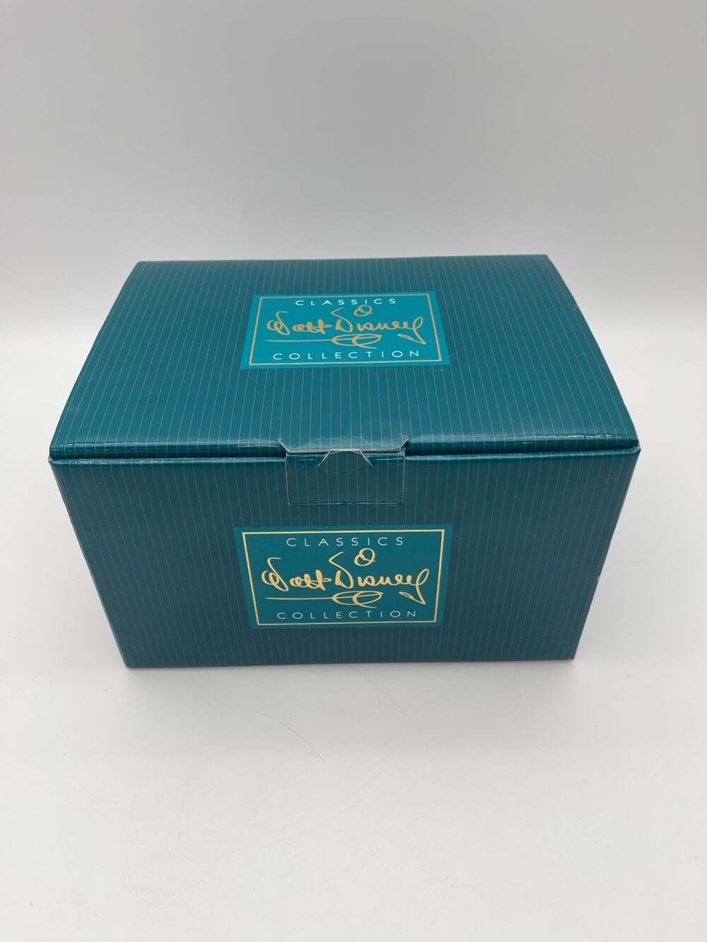 Walt Disney Classics Collection Twinkling Turtle Main Street Electrical Parade F